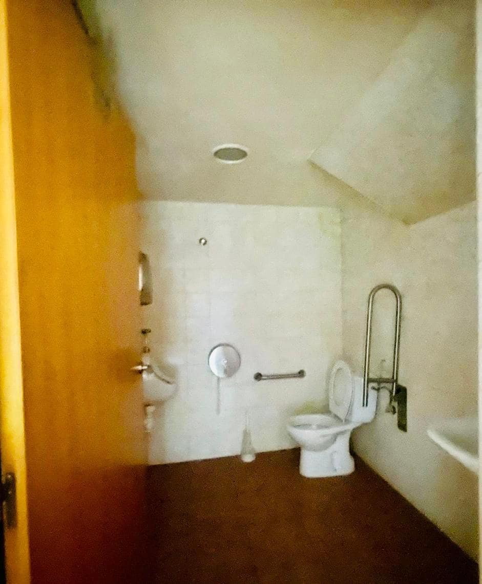 Kommersiell til salgs i Elche / Elx - € 120 000 (Ref: 9528157)