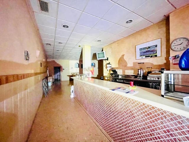 Kommersiell til salgs i Elche / Elx - € 120 000 (Ref: 9528157)