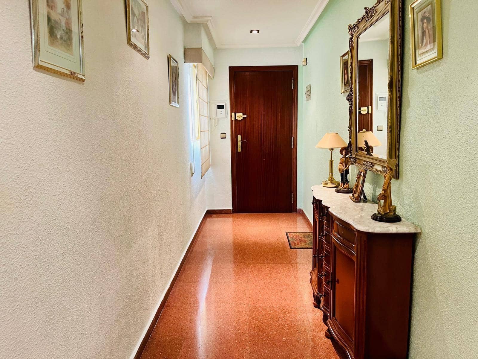 Piso de 3 habitaciones en Elche / Elx en venta con garaje - 250.000 € (Ref: 9528158)