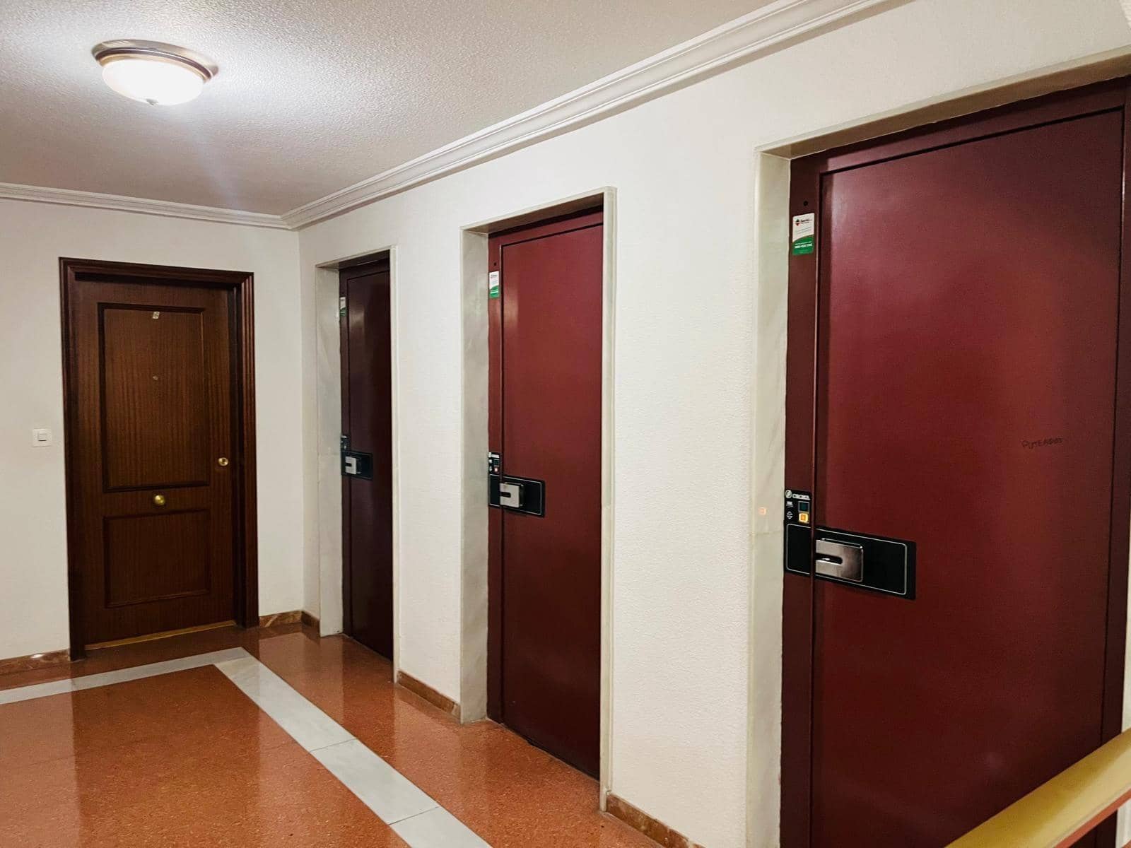 Piso de 3 habitaciones en Elche / Elx en venta con garaje - 250.000 € (Ref: 9528158)