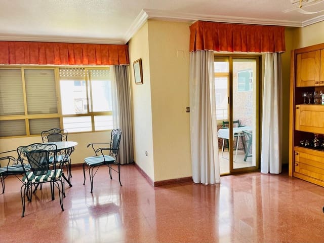 Piso de 3 habitaciones en Elche / Elx en venta con garaje - 250.000 € (Ref: 9528158)