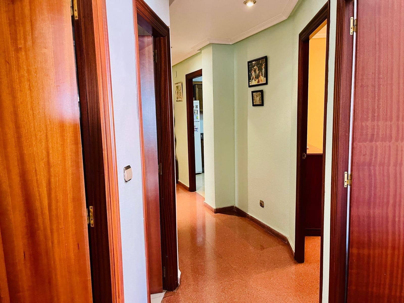 Piso de 3 habitaciones en Elche / Elx en venta con garaje - 250.000 € (Ref: 9528158)