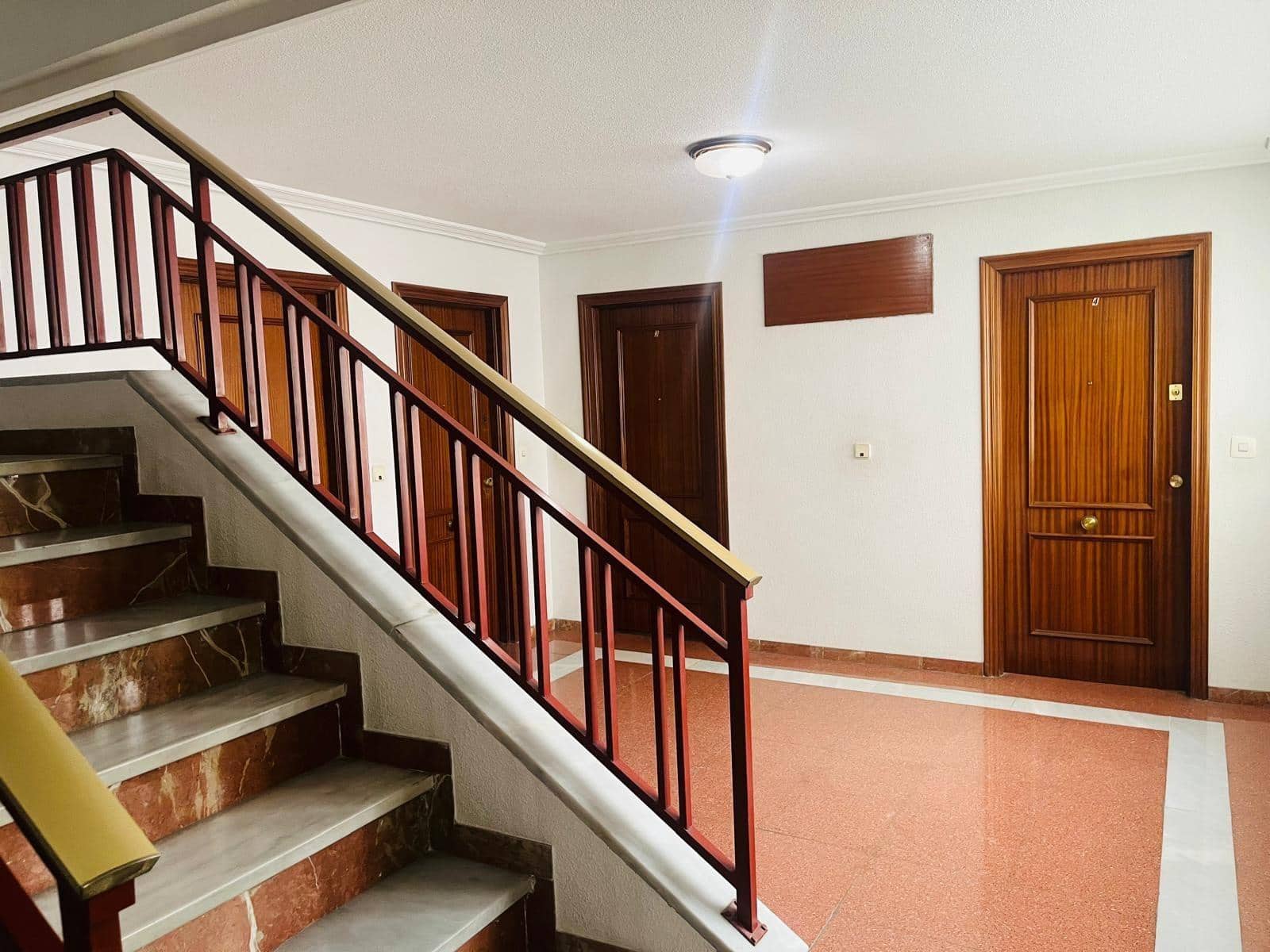 Piso de 3 habitaciones en Elche / Elx en venta con garaje - 250.000 € (Ref: 9528158)