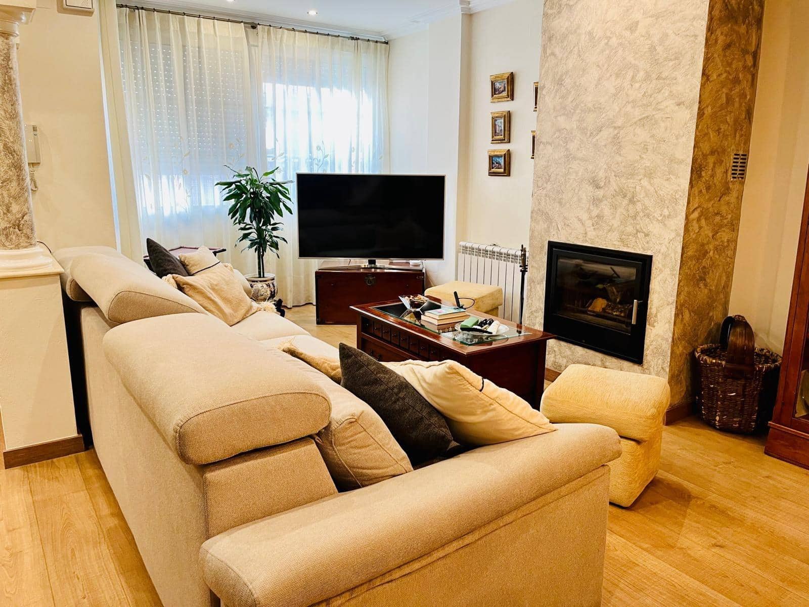 3 soveværelse Lejlighed til salg i Elche / Elx med swimmingpool - € 444.000 (Ref: 9528160)