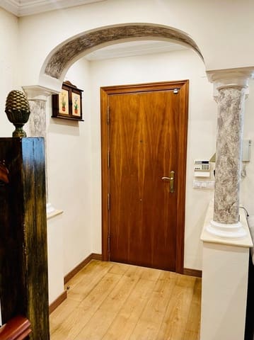 3 soveværelse Lejlighed til salg i Elche / Elx med swimmingpool - € 444.000 (Ref: 9528160)