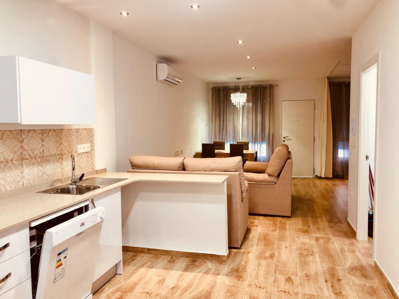 1 bedroom Loft for rent in Elche / Elx - € 700 (Ref: 9528165)