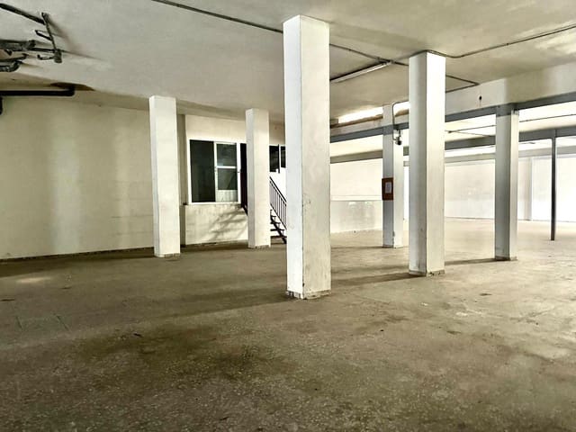 Kommersiell til salgs i Elche / Elx - € 140 000 (Ref: 9541593)