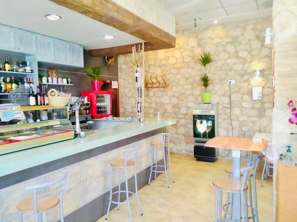 Erhverv til salg i Albatera med garage - € 240.000 (Ref: 9541596)