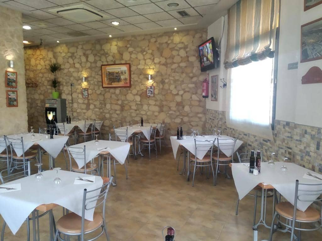 Erhverv til salg i Albatera med garage - € 240.000 (Ref: 9541596)