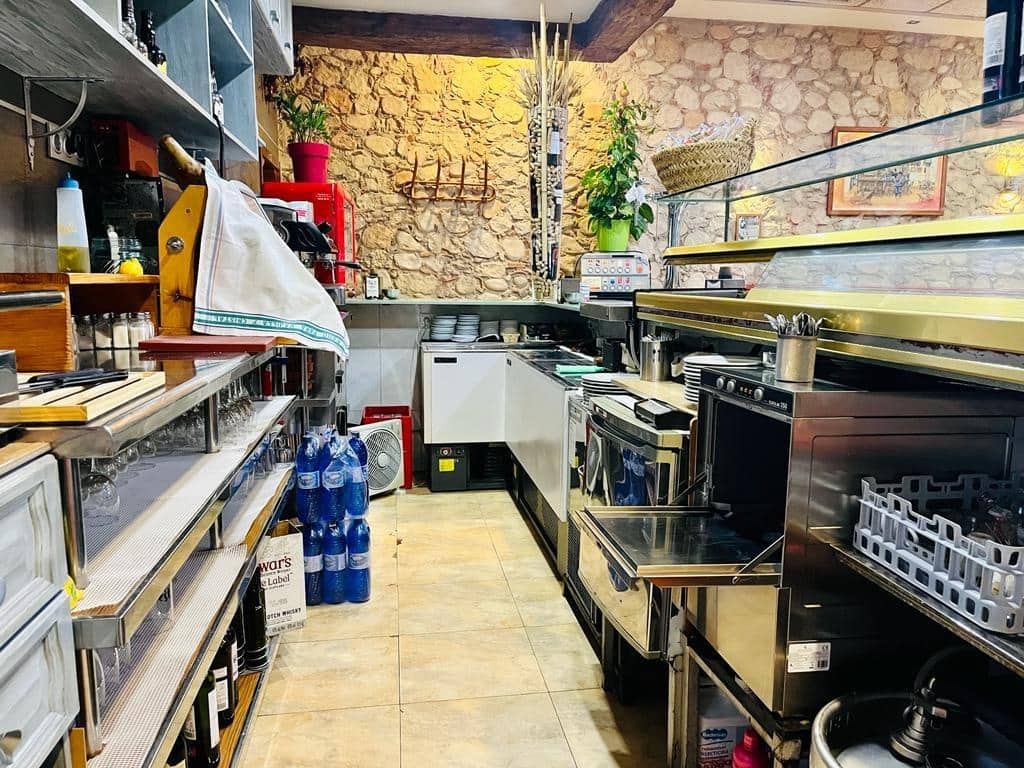 Erhverv til salg i Albatera med garage - € 240.000 (Ref: 9541596)