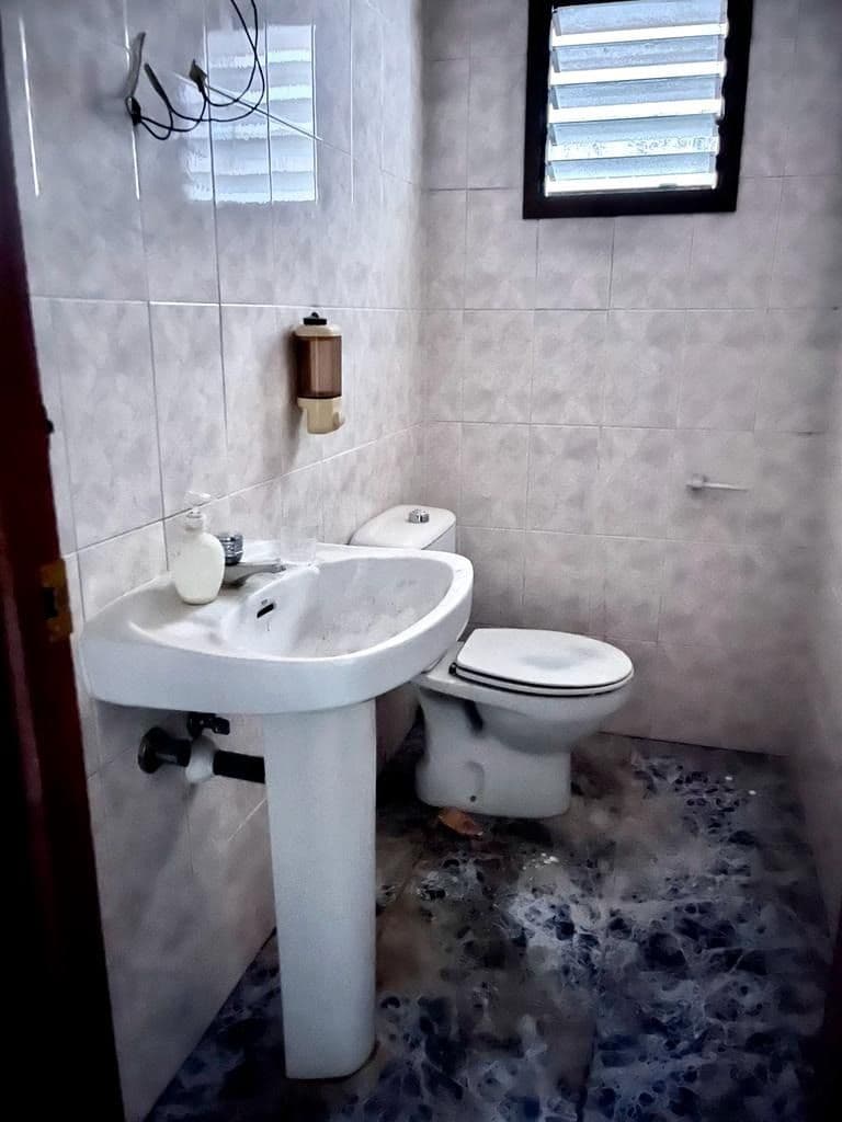 Erhverv til leje i Elche / Elx - € 850 (Ref: 9541598)