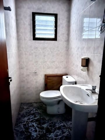 Erhverv til leje i Elche / Elx - € 850 (Ref: 9541598)