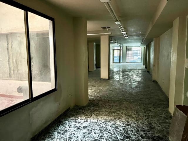 Erhverv til leje i Elche / Elx - € 850 (Ref: 9541598)