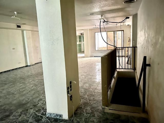 Erhverv til leje i Elche / Elx - € 850 (Ref: 9541598)