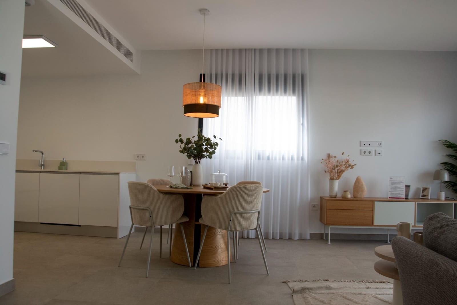 3 makuuhuone Huoneisto myytävänä paikassa Gran Alacant mukana uima-altaan 
autotalli - 405 000 € (Ref: 9543810)