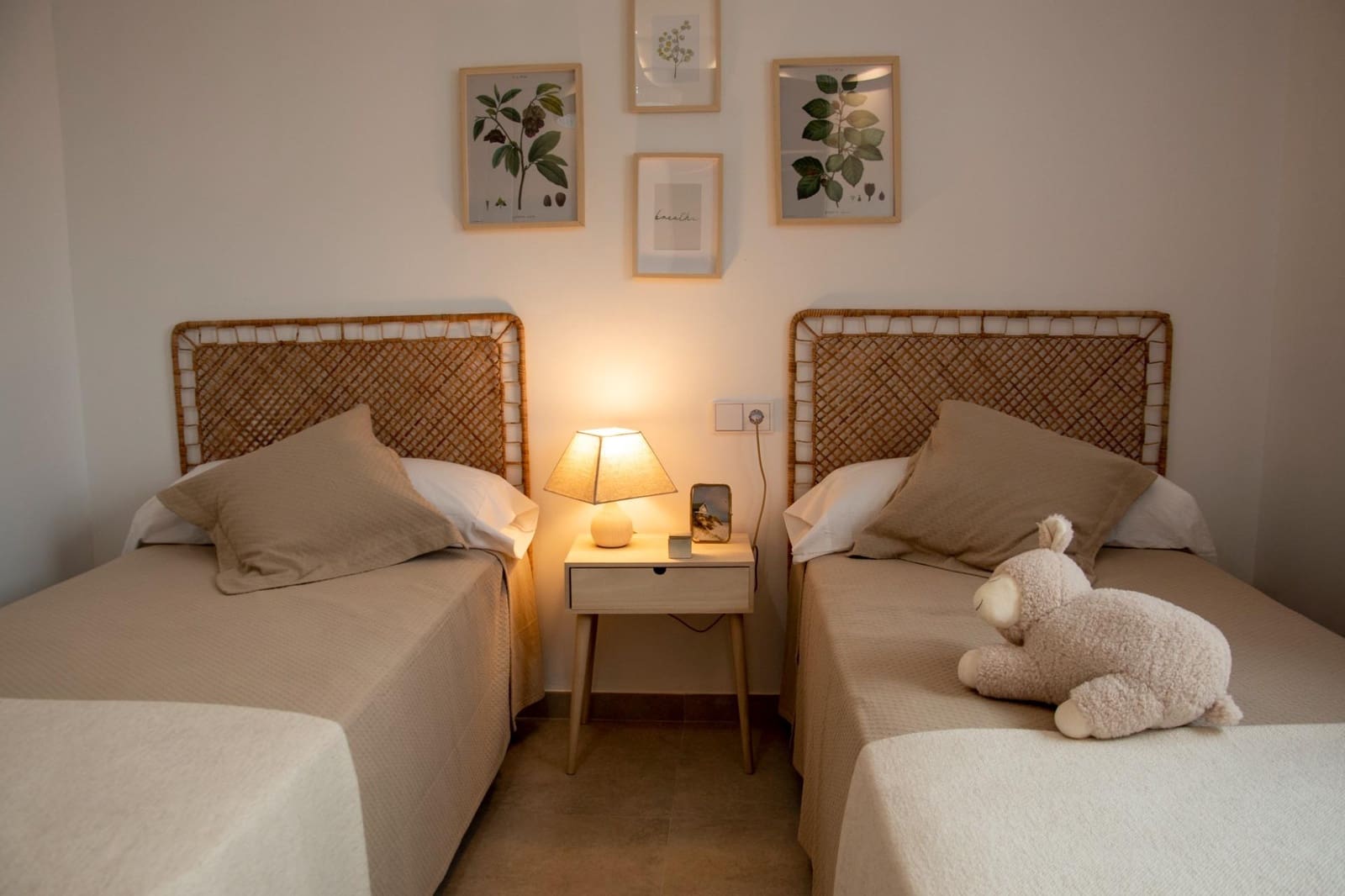 3 makuuhuone Huoneisto myytävänä paikassa Gran Alacant mukana uima-altaan 
autotalli - 405 000 € (Ref: 9543810)