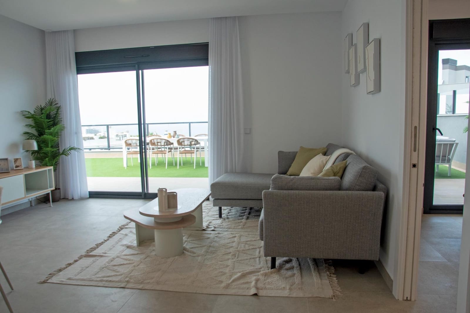 3 makuuhuone Huoneisto myytävänä paikassa Gran Alacant mukana uima-altaan 
autotalli - 405 000 € (Ref: 9543810)