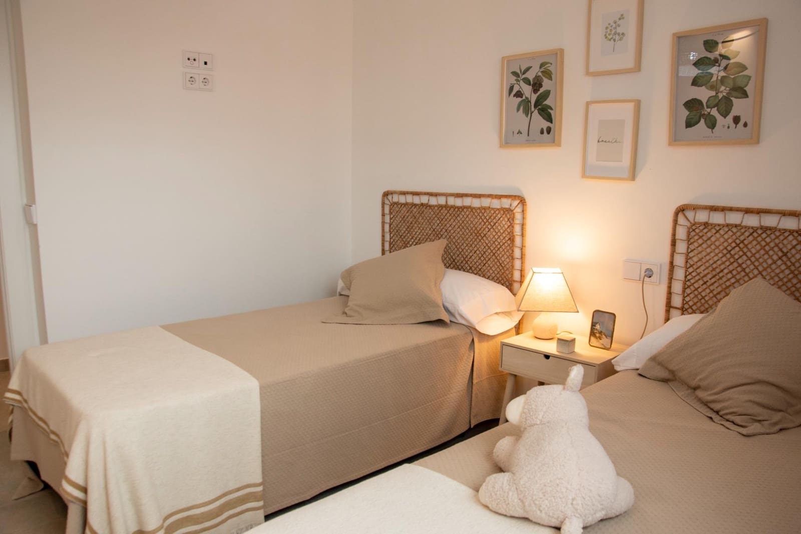 3 makuuhuone Huoneisto myytävänä paikassa Gran Alacant mukana uima-altaan 
autotalli - 405 000 € (Ref: 9543810)