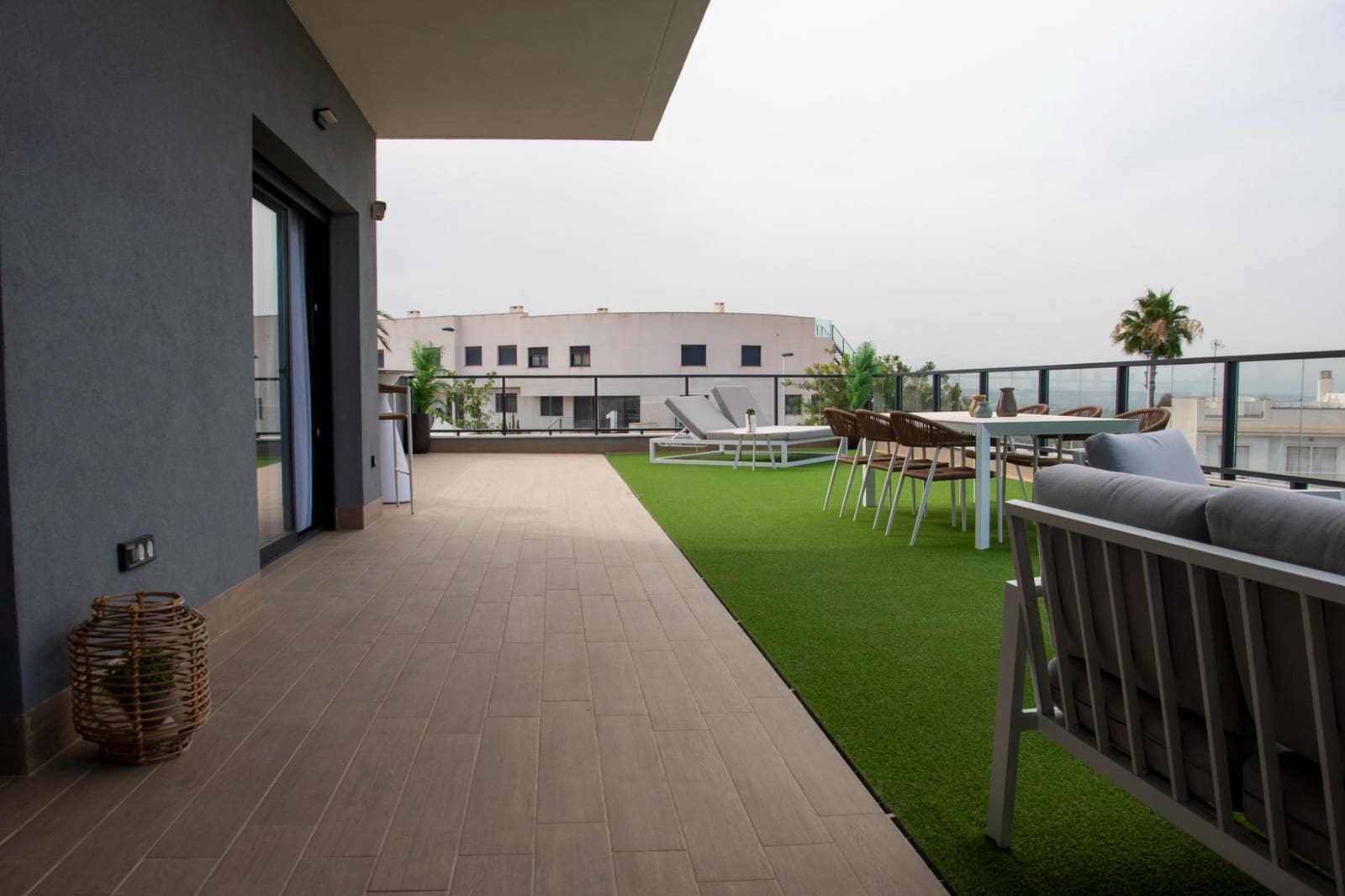 3 makuuhuone Huoneisto myytävänä paikassa Gran Alacant mukana uima-altaan 
autotalli - 405 000 € (Ref: 9543810)