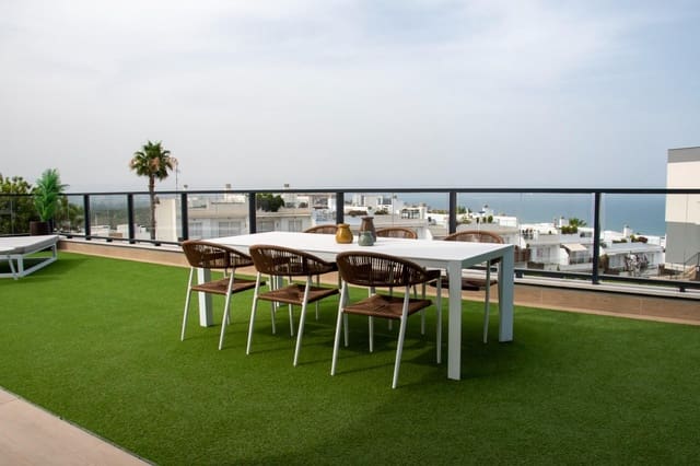 3 makuuhuone Huoneisto myytävänä paikassa Gran Alacant, Santa Pola mukana uima-altaan 
autotalli - 405 000 € (Ref: 9543810)