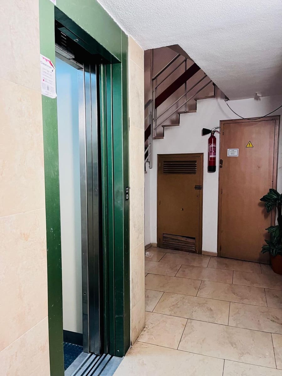 4 slaapkamer Flat te koop in Elche / Elx - € 240.000 (Ref: 9543811)