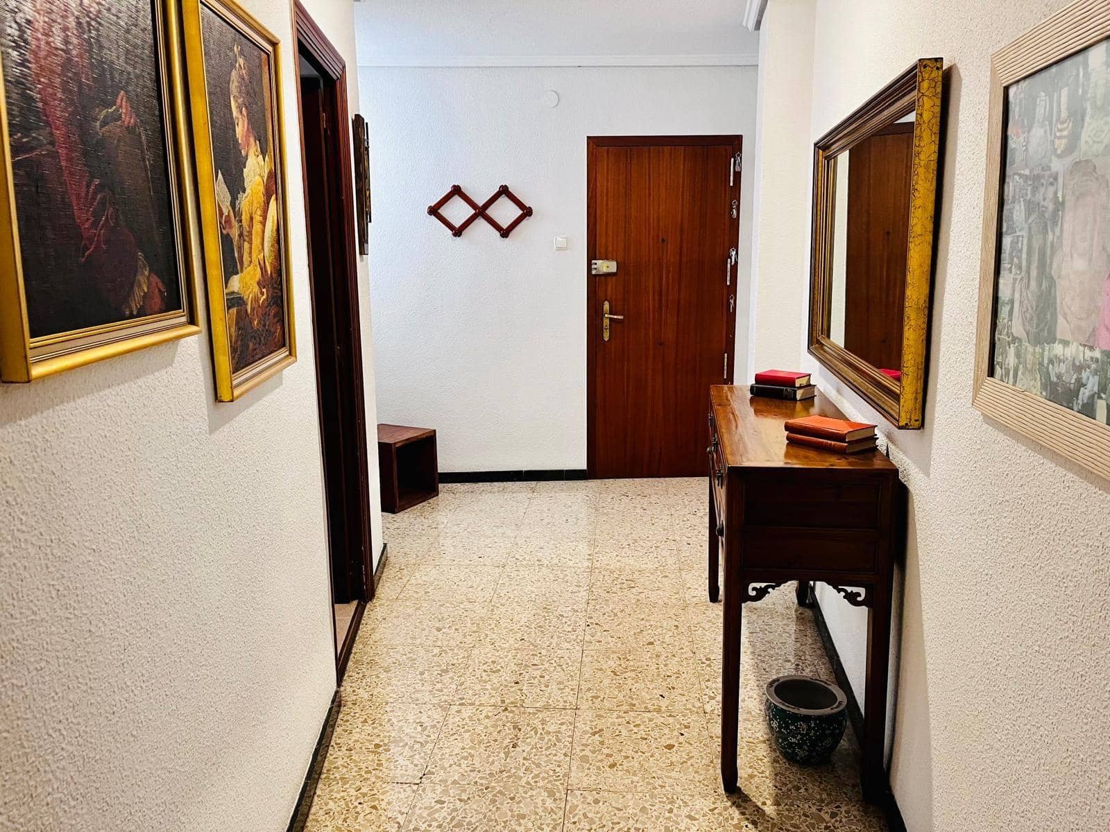 4 slaapkamer Flat te koop in Elche / Elx - € 240.000 (Ref: 9543811)