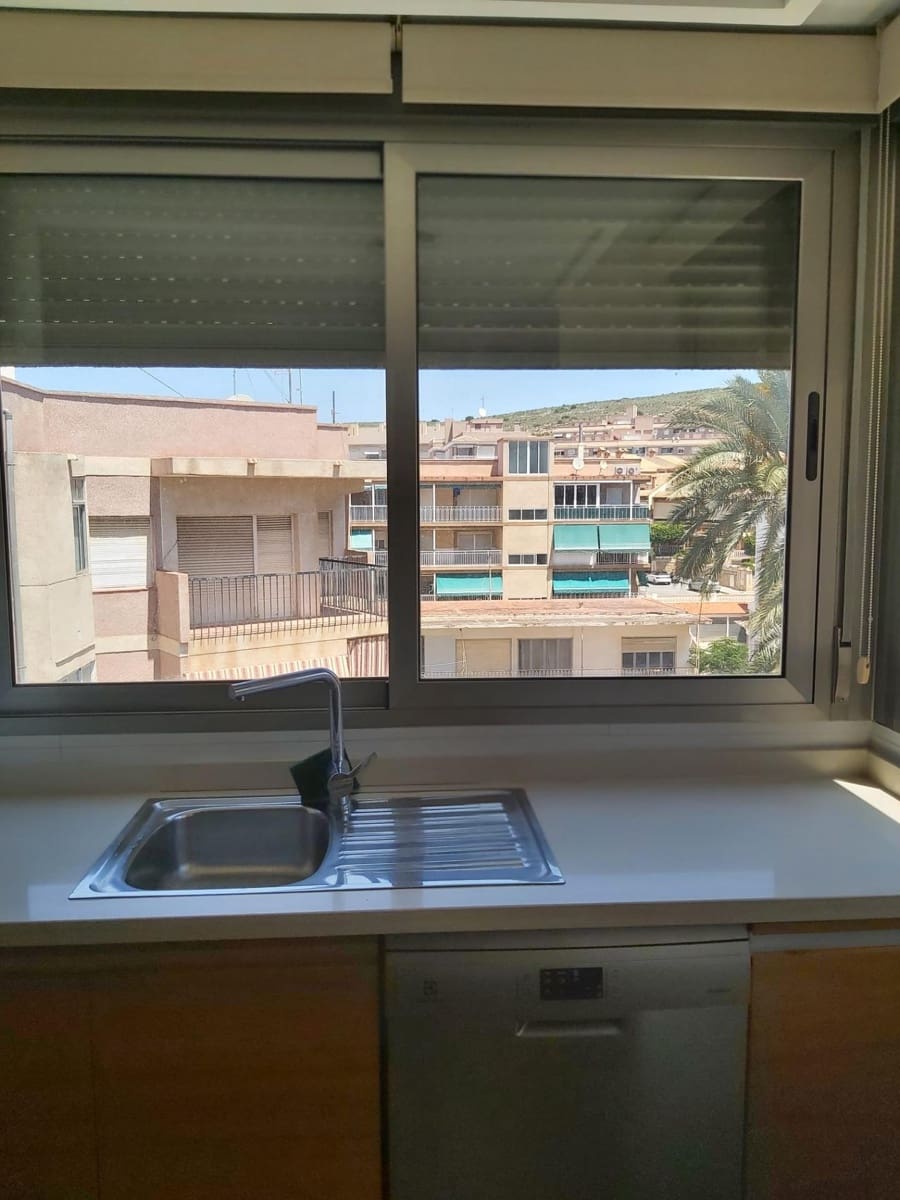 3 camera da letto Appartamento da affittare in Santa Pola - 2.200 € (Rif: 9543812)