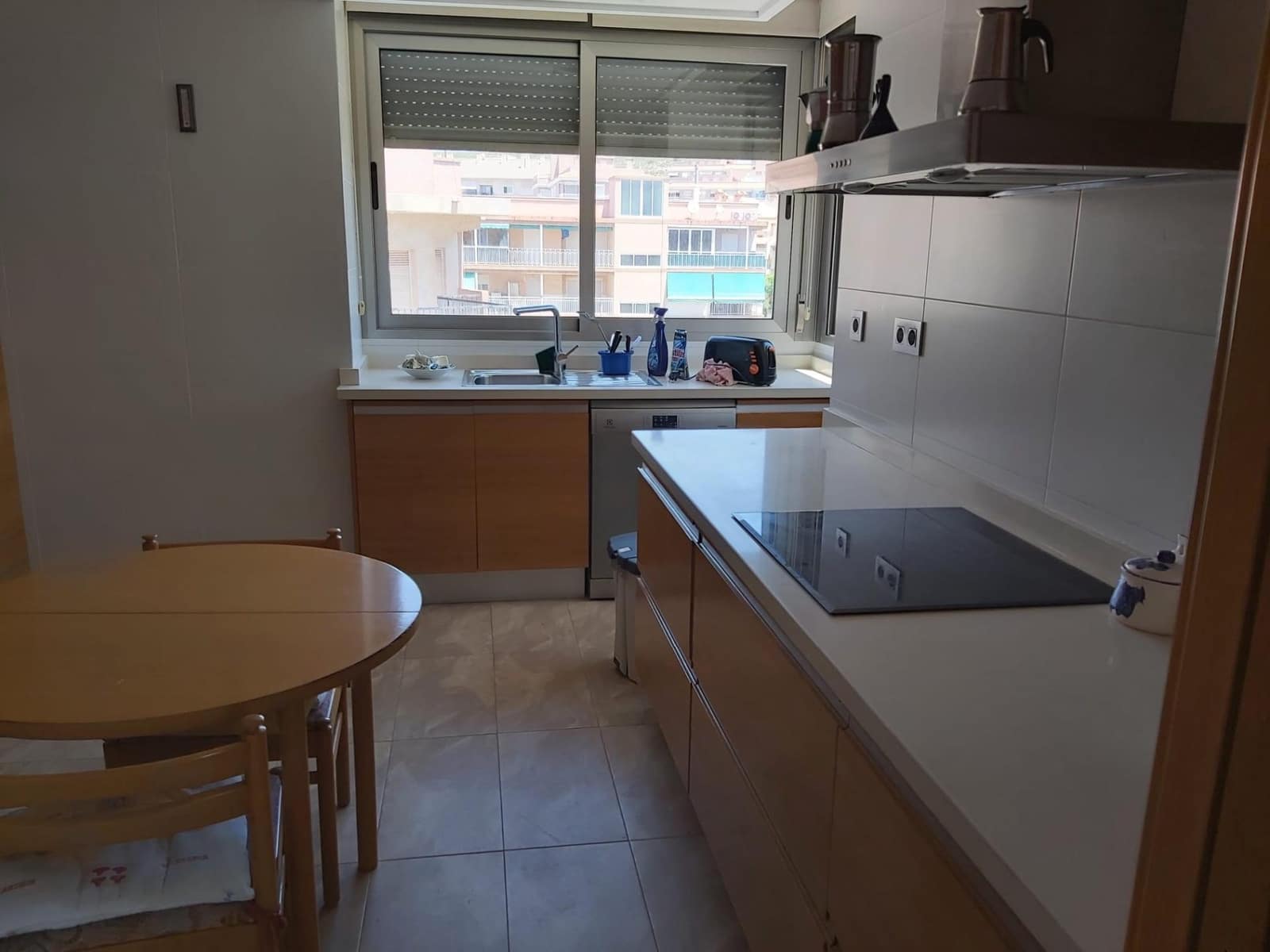 3 camera da letto Appartamento da affittare in Santa Pola - 2.200 € (Rif: 9543812)