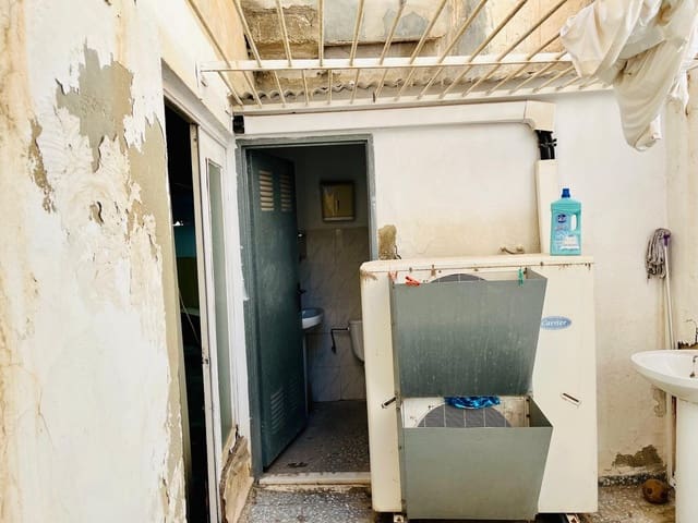 Komercyjne na sprzedaż w Elche / Elx - 94 800 € (Ref: 9551860)