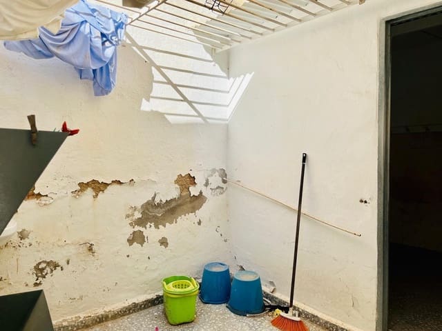 Komercyjne na sprzedaż w Elche / Elx - 94 800 € (Ref: 9551860)