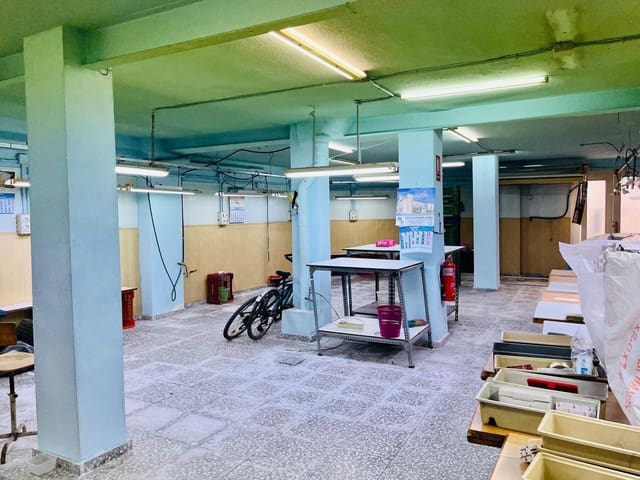 Komercyjne na sprzedaż w Elche / Elx - 94 800 € (Ref: 9551860)