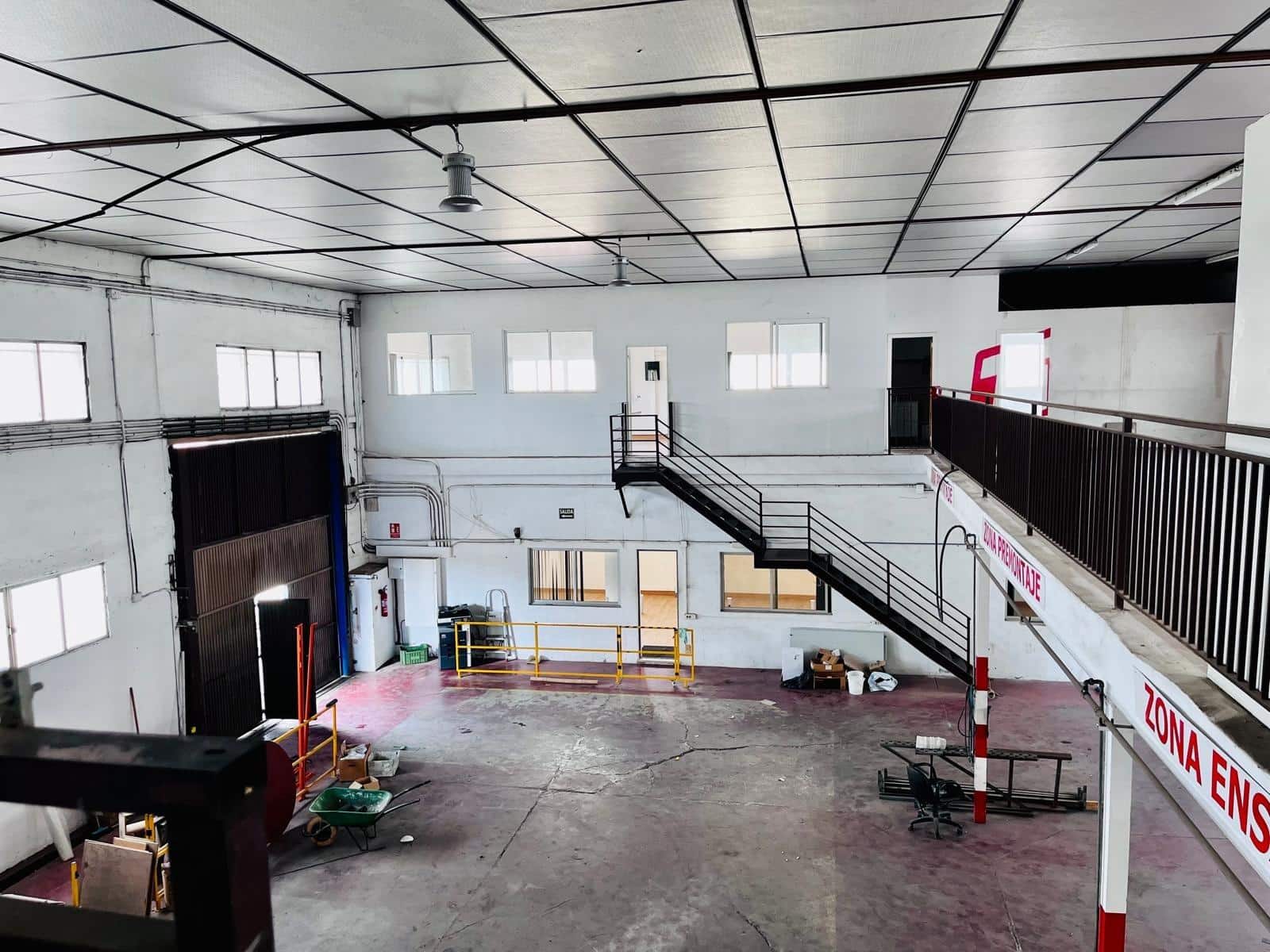 Business for sale in Matola - € 750,000 (Ref: 9551861)