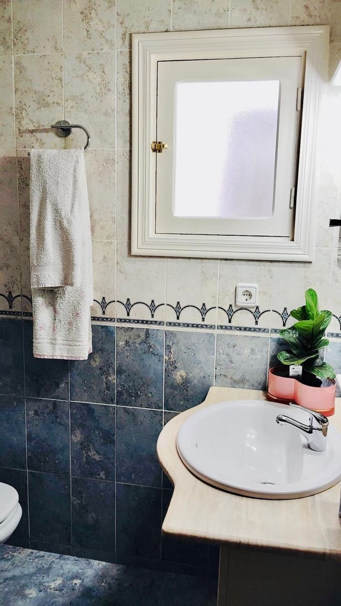 1 soveværelse Lejlighed til leje i Elche / Elx - € 300 (Ref: 9562048)