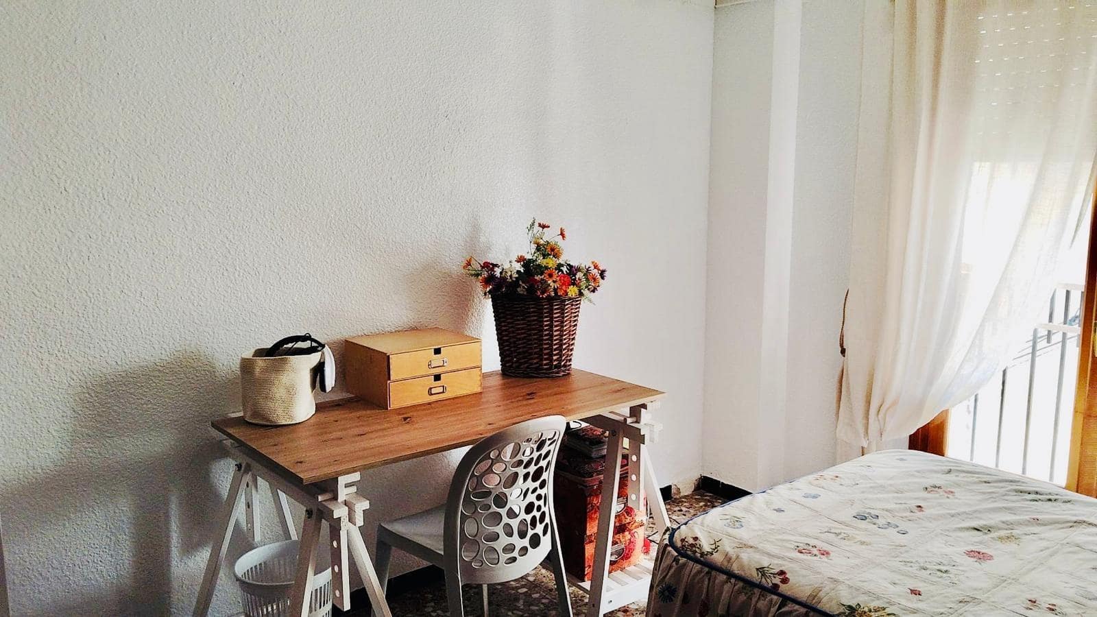 1 soveværelse Lejlighed til leje i Elche / Elx - € 300 (Ref: 9562048)