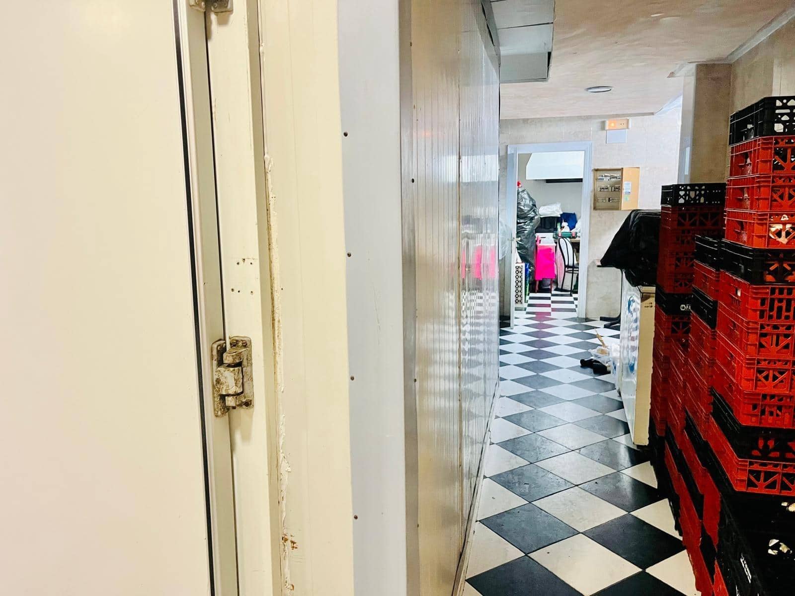 Kommersiell til salgs i Elche / Elx - € 85 000 (Ref: 9565399)