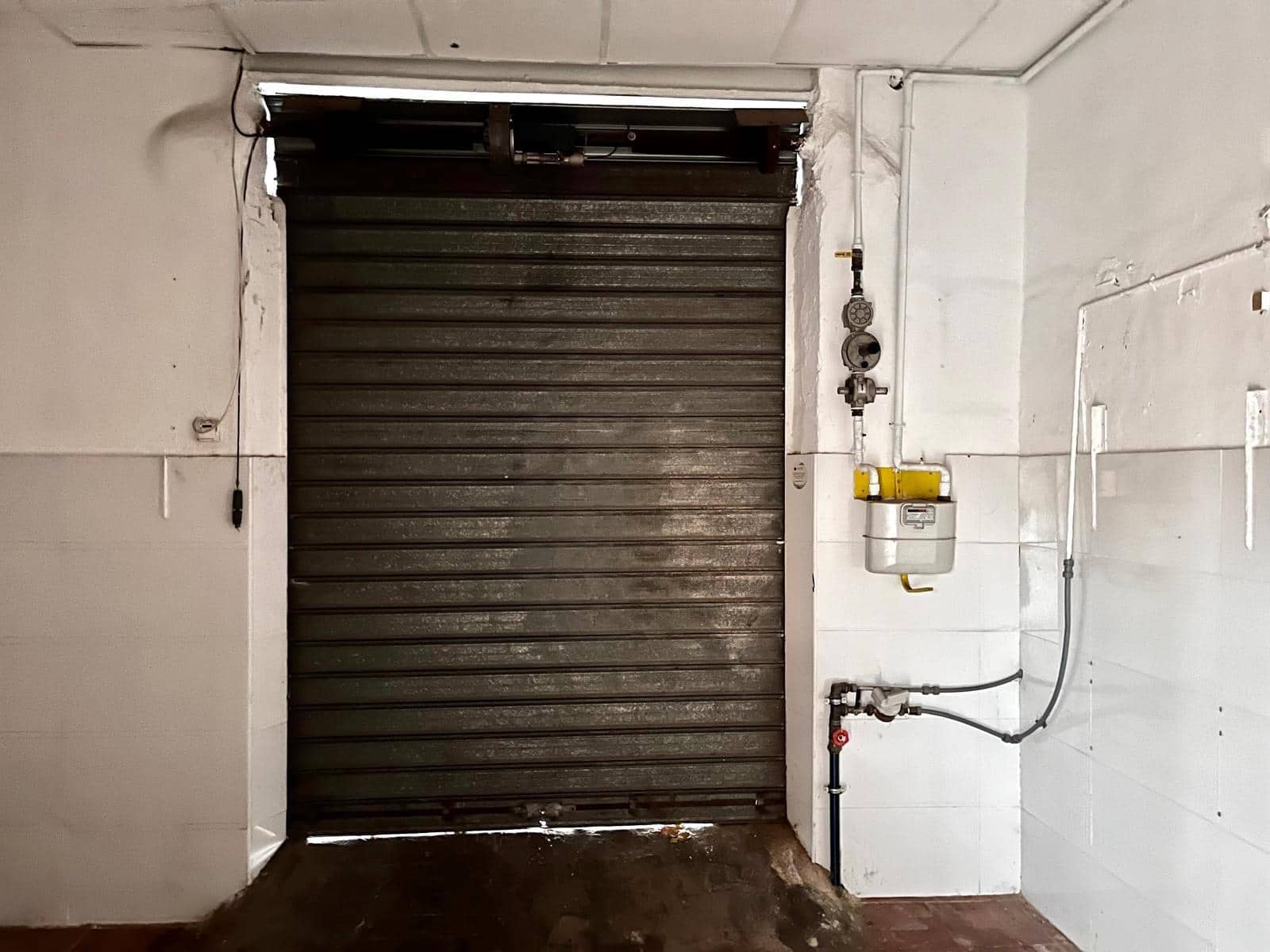 Gewerbe zu vermieten in Elche / Elx - 700 € (Ref: 9586704)