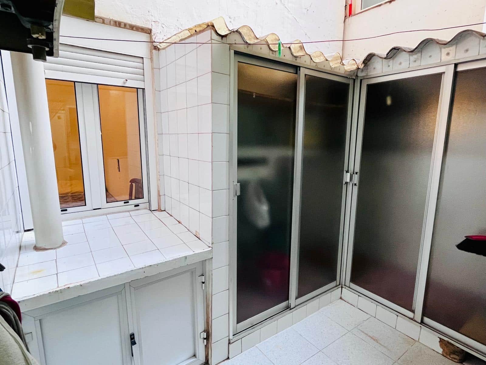 4 chambre Appartement à vendre à Elche / Elx - 105 000 € (Ref: 9596356)