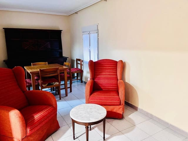 Piso de 4 habitaciones en Elche / Elx en venta - 105.000 € (Ref: 9596356)