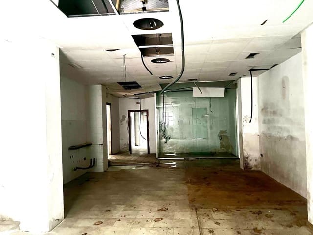 Local Comercial en Elche / Elx en alquiler - 600 € (Ref: 9599672)