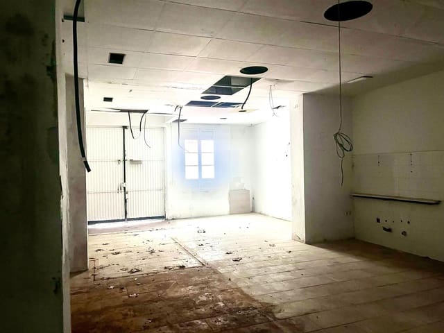 Local Comercial en Elche / Elx en alquiler - 600 € (Ref: 9599672)