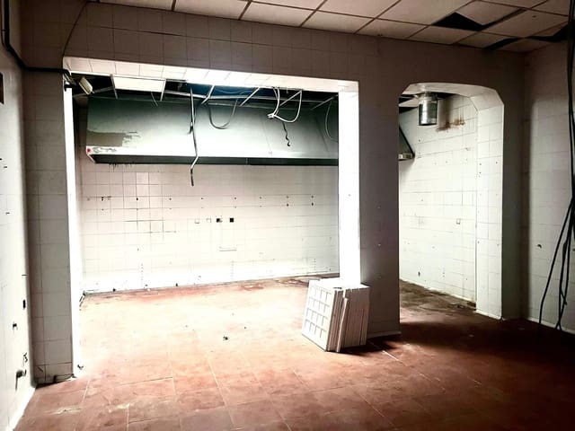 Local Comercial en Elche / Elx en alquiler - 600 € (Ref: 9599672)