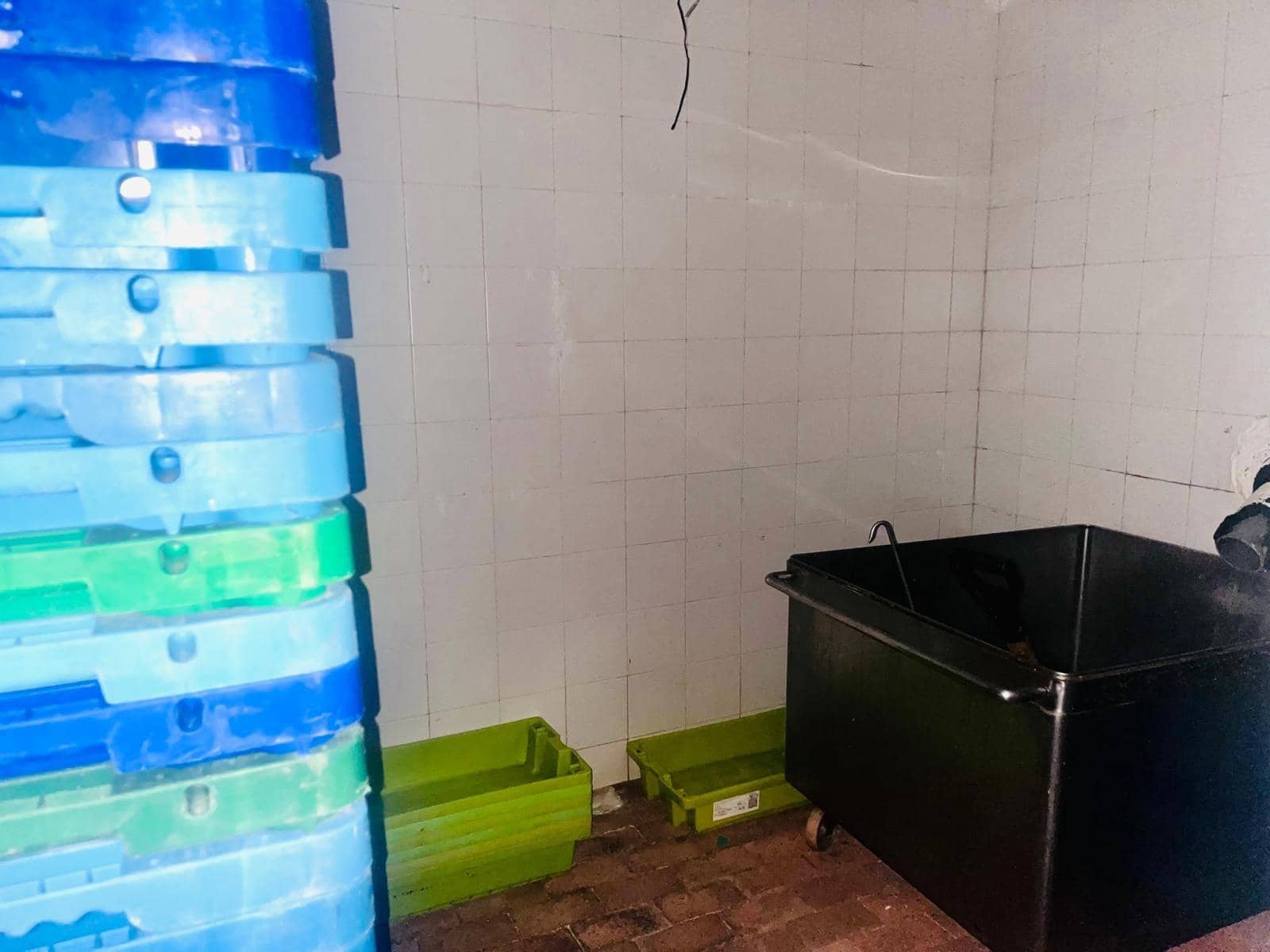 Commercial for sale in Elche / Elx - € 90,000 (Ref: 9608215)