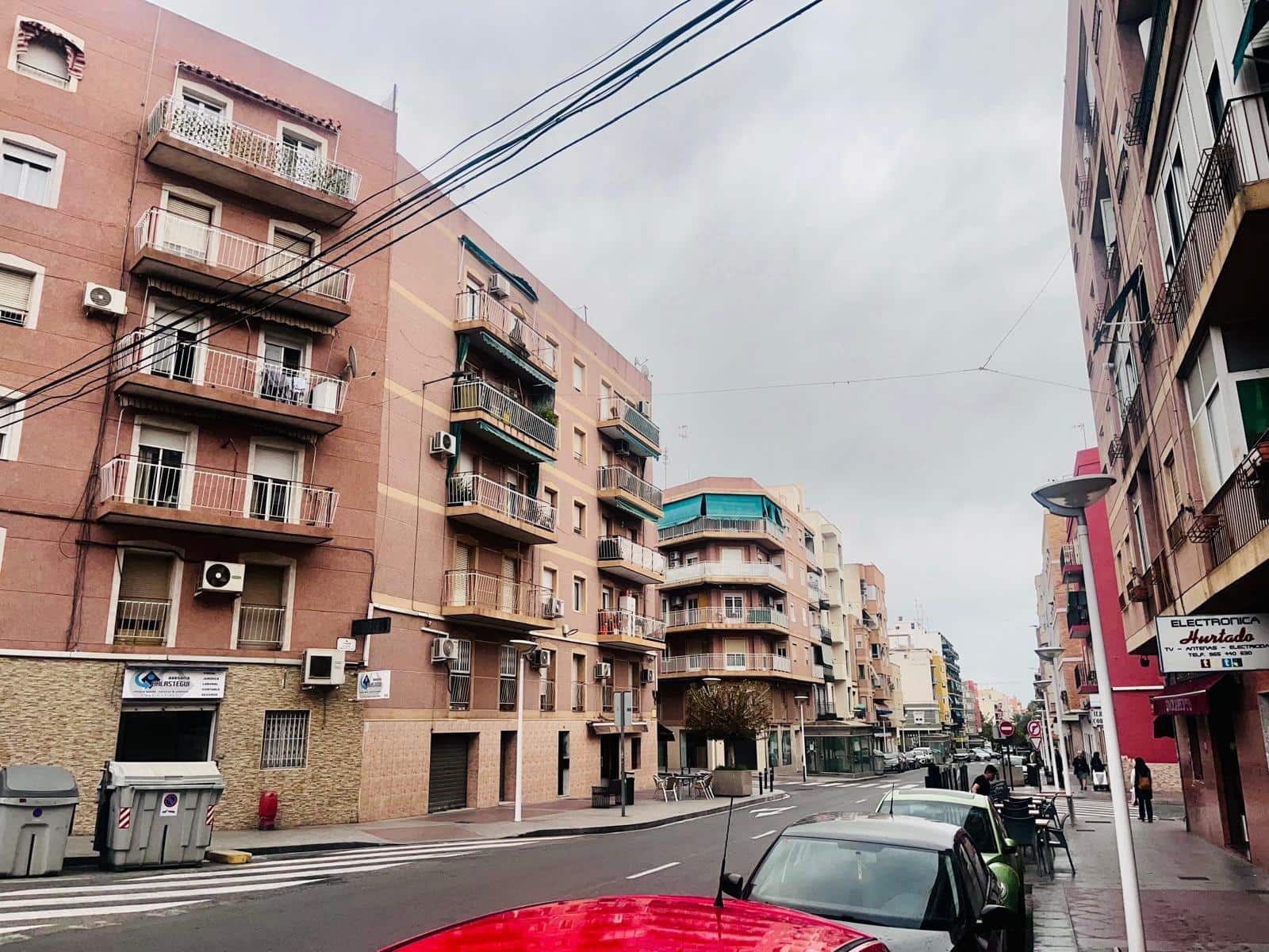 Commercial for sale in Elche / Elx - € 90,000 (Ref: 9608215)