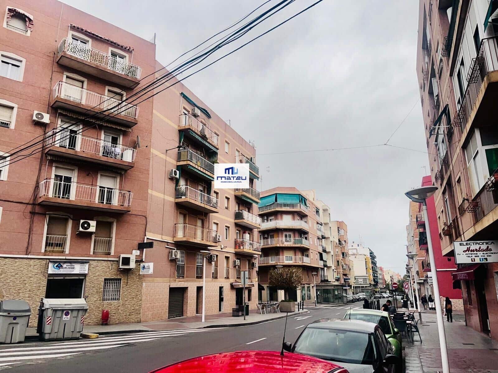 Local Comercial en Elche / Elx en venta - 35.000 € (Ref: 9608216)