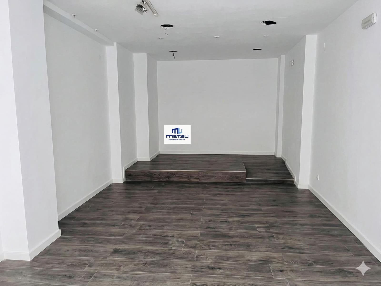 Local Comercial en Elche / Elx en venta - 35.000 € (Ref: 9608216)