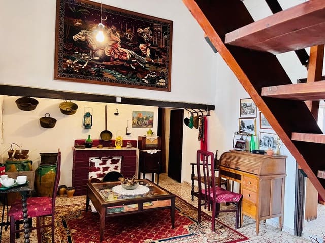 Chalet de 5 habitaciones en Elche / Elx en venta con garaje - 300.000 € (Ref: 9616043)