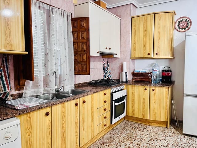 Chalet de 5 habitaciones en Elche / Elx en venta con garaje - 300.000 € (Ref: 9616043)