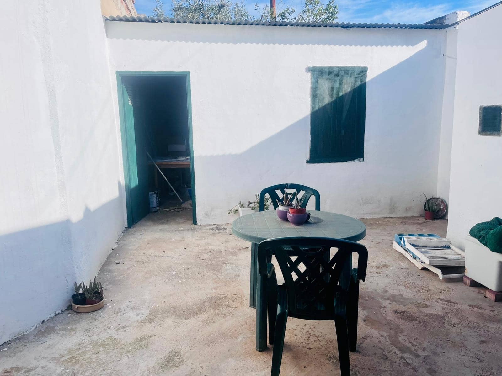 5 bedroom Villa for sale in Elche / Elx with garage - € 300,000 (Ref: 9616043)