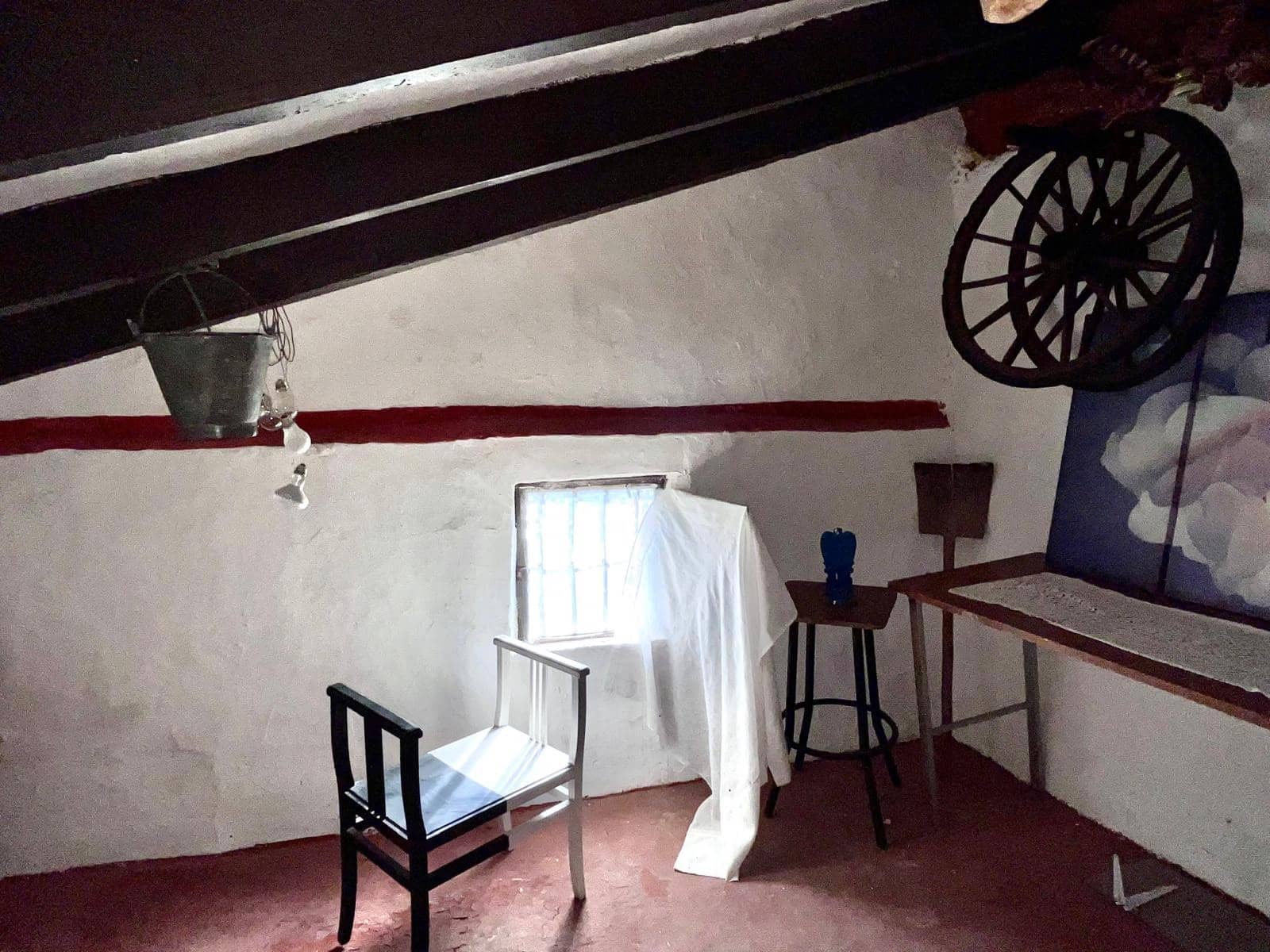 5 bedroom Villa for sale in Elche / Elx with garage - € 300,000 (Ref: 9616043)