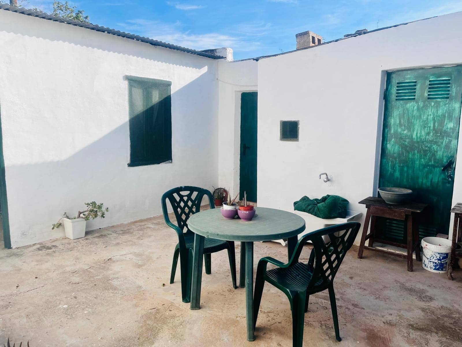 5 bedroom Villa for sale in Elche / Elx with garage - € 300,000 (Ref: 9616043)